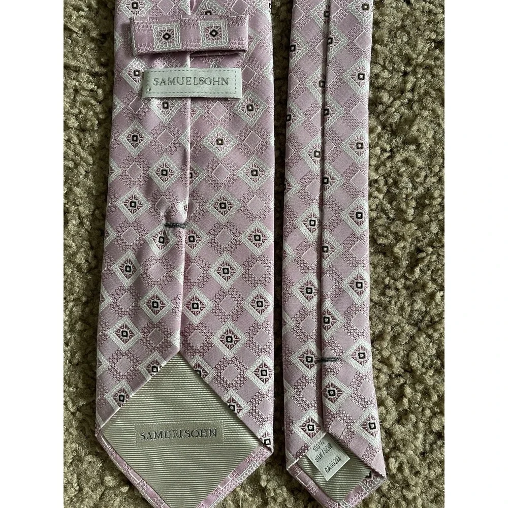 Samuelsohn Neckwear Tie Pink White Diamond AOP Pattern Italian 100% Silk JBHS